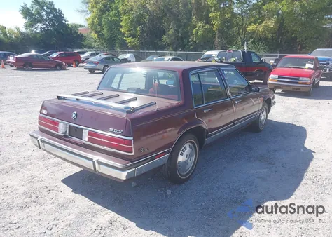 1990 Buick Electra Park Avenue из США, поврежденный, VIN 1G4CW54C0L1605644